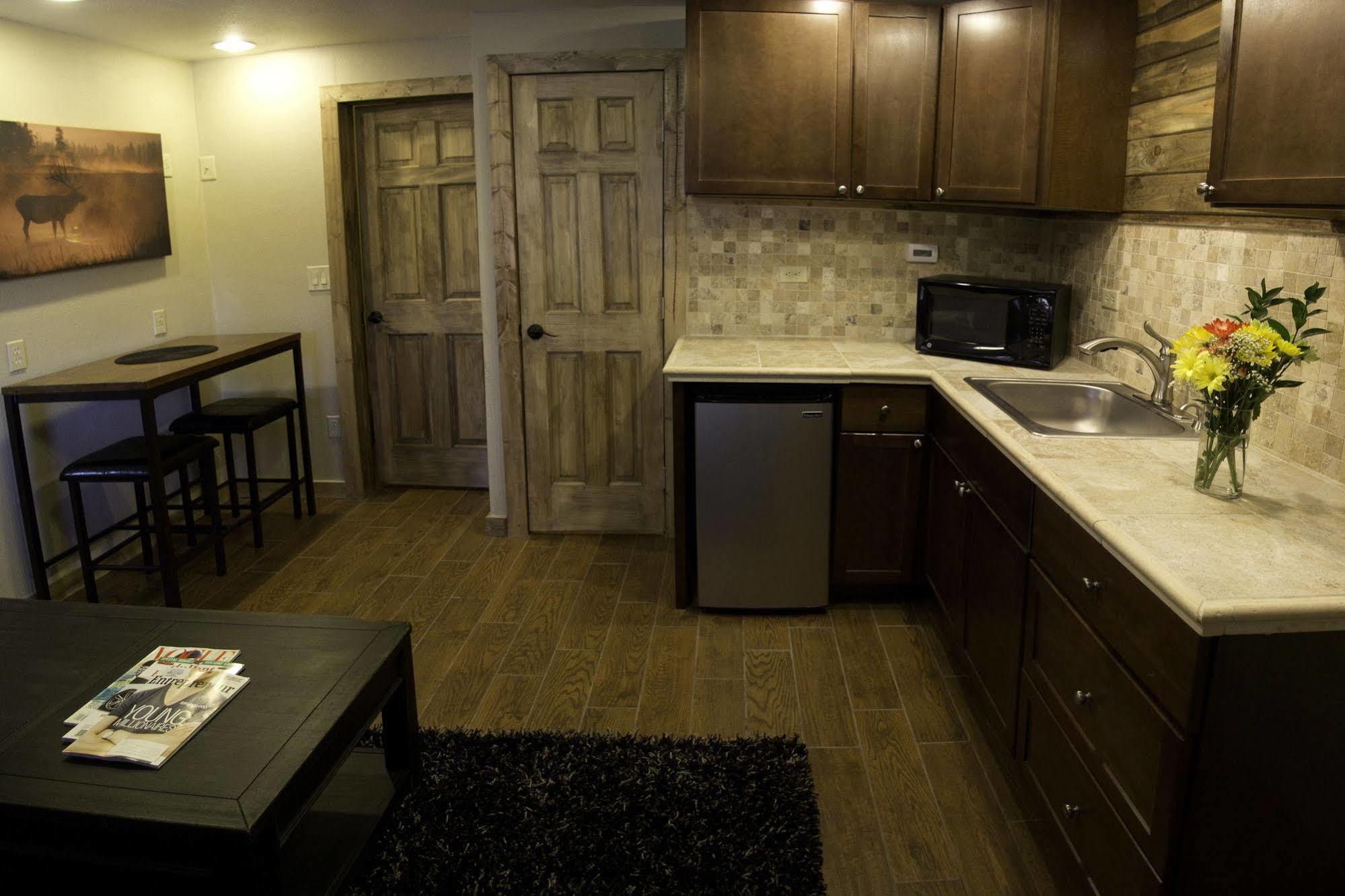 The Silver Lake Lodge - Adults Only Idaho Springs Exterior photo